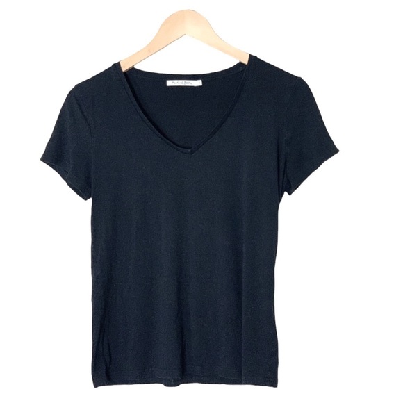 Michael Stars | Like new scoop neck shirt sleeve basic tee size small - Picture 1 of 9